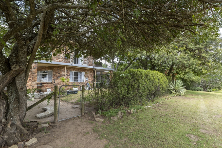 4 Bedroom Property for Sale in Bathurst Eastern Cape